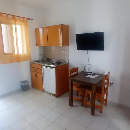 Hotel Debby Studio And In Ialyssos Ialisos