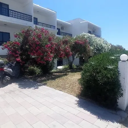 Debby Studio And In Ialyssos Ialisos